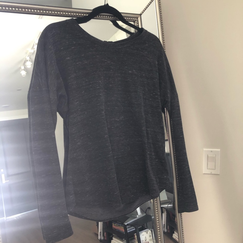 Painted Threads. Pull Over Back Detail Sweater.